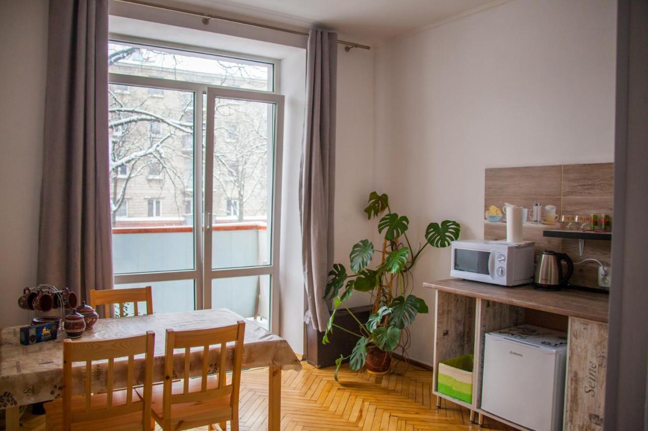 Art Apartment Ternopil Exterior photo